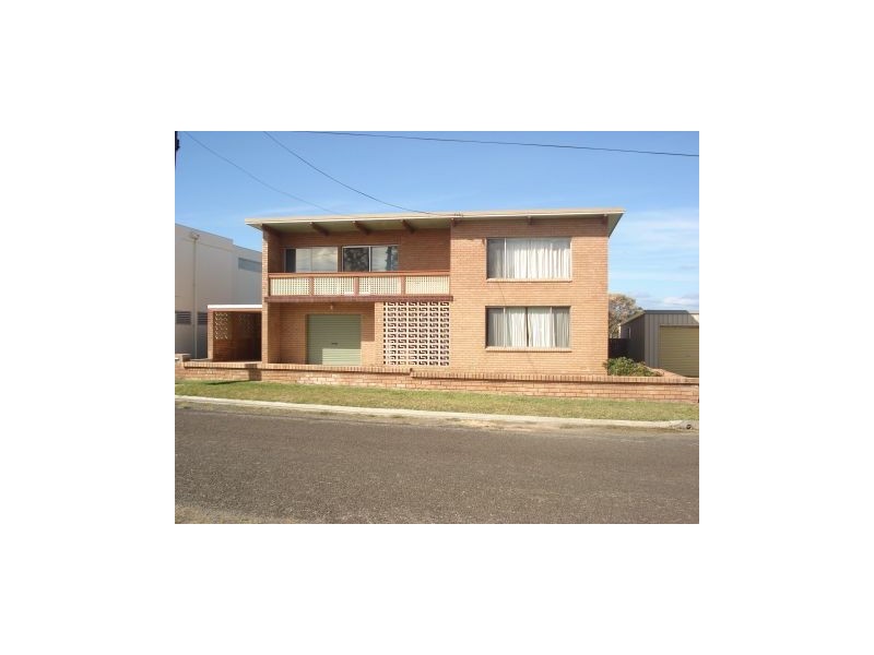 4 Eastbourne, Culburra Beach NSW 2540