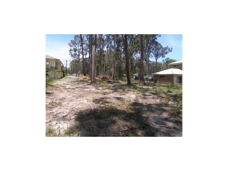 12 Woodhill Street, Callala Bay NSW 2540