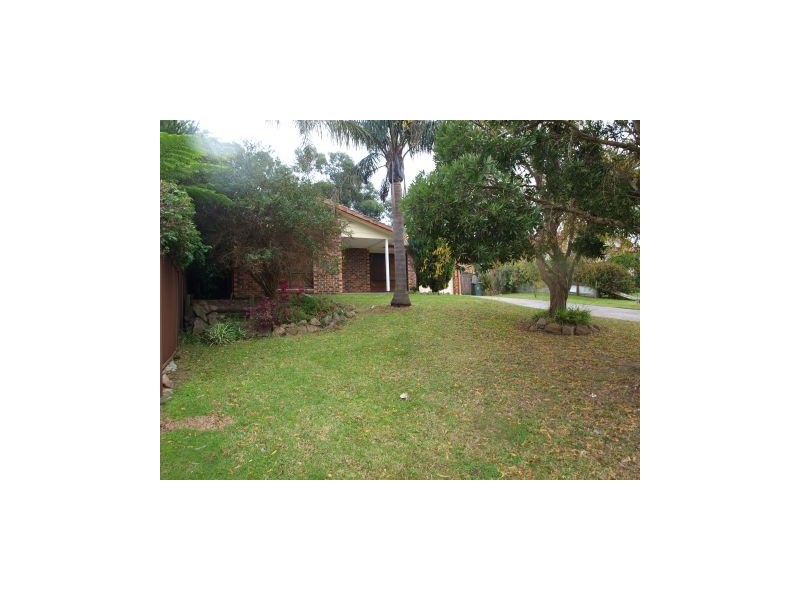 14 Beyeri Avenue, Nowra NSW 2541