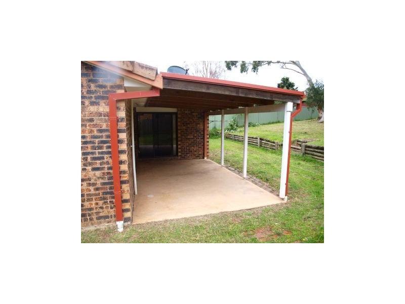 14 Beyeri Avenue, Nowra NSW 2541