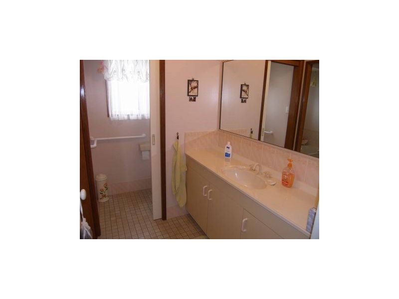 84 Hollingsworth Crescent, Callala Bay NSW 2540