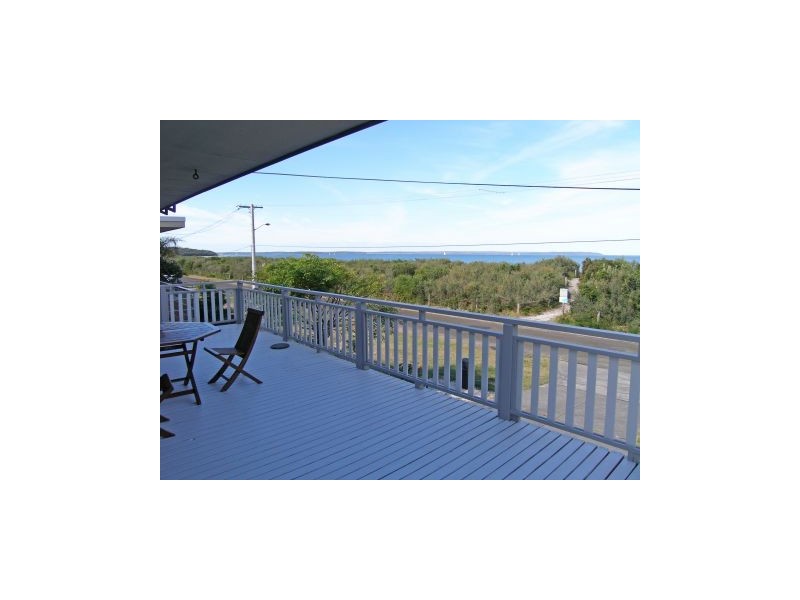 16 Greenway Road, Callala Beach NSW 2540