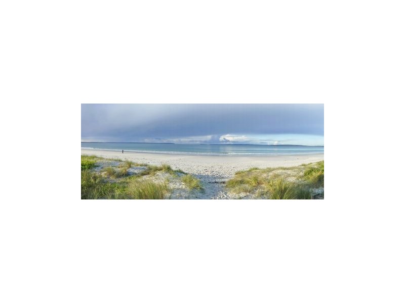 16 Greenway Road, Callala Beach NSW 2540