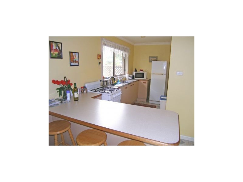 16 Greenway Road, Callala Beach NSW 2540