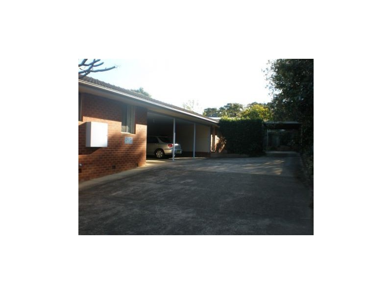 2/59 Birrelly Street, Bomaderry NSW 2541