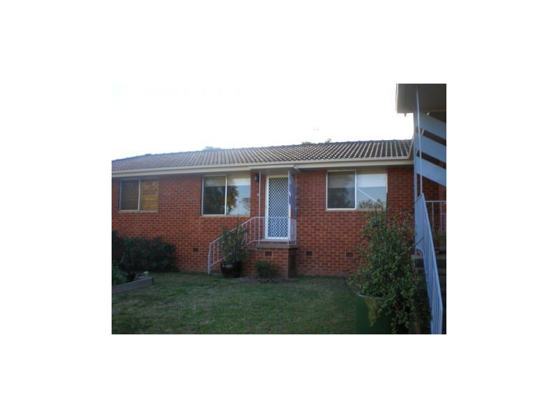 2/59 Birrelly Street, Bomaderry NSW 2541