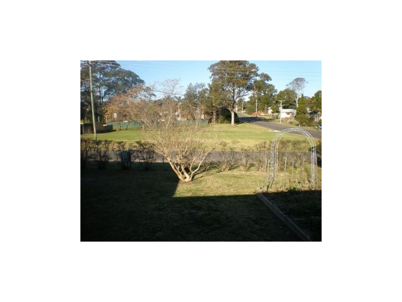 2/59 Birrelly Street, Bomaderry NSW 2541