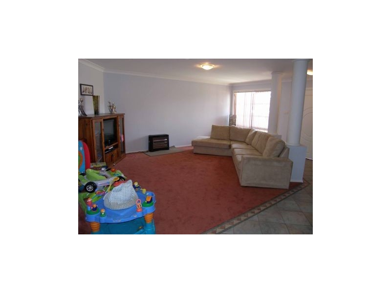 27 Gowlland Crescent, Callala Bay NSW 2540