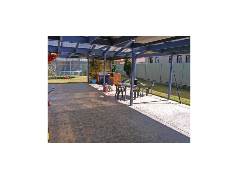 27 Gowlland Crescent, Callala Bay NSW 2540