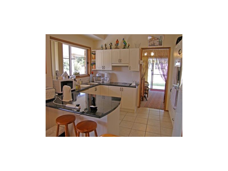 2 Stott Crescent, Callala Bay NSW 2540