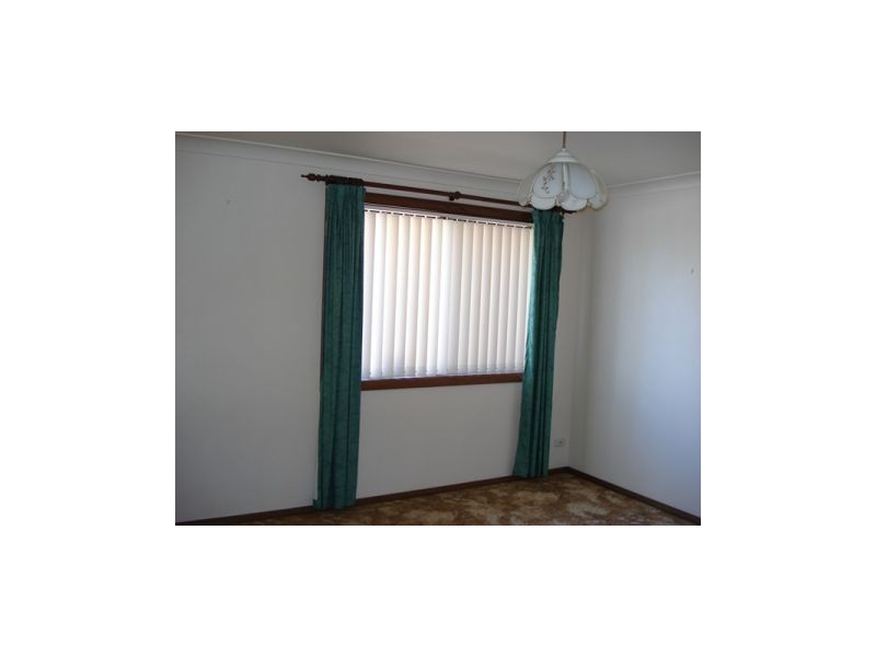 88 Lyndhurst Drive, Bomaderry NSW 2541