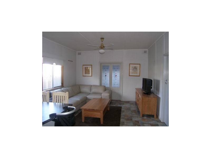 61 Adelaide Street, Greenwell Point NSW 2540