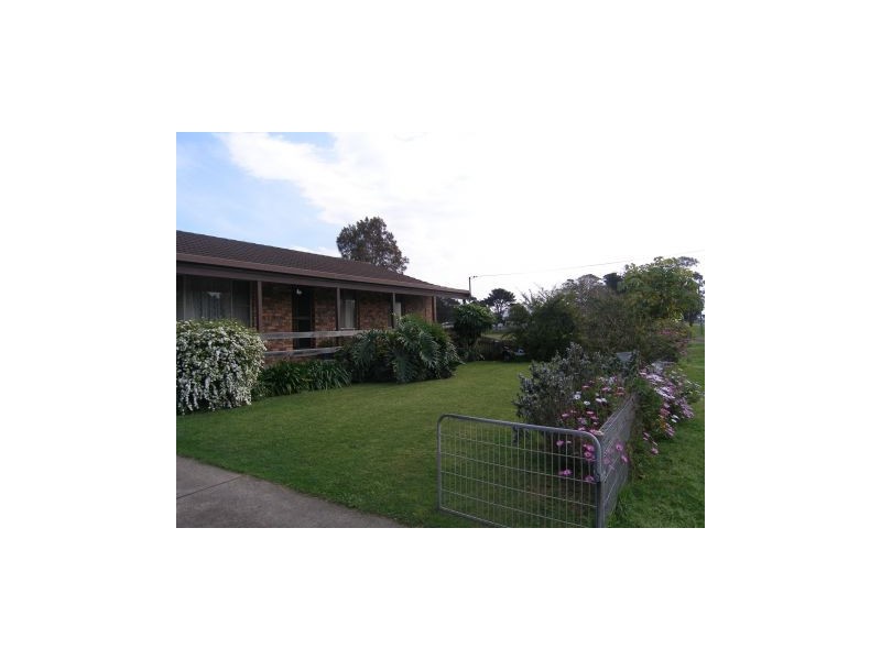 29 West Street, Greenwell Point NSW 2540