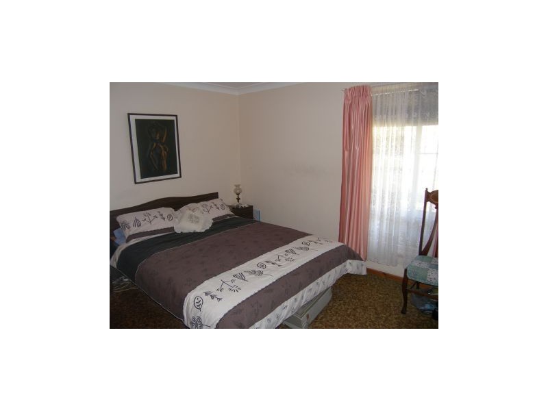 29 West Street, Greenwell Point NSW 2540