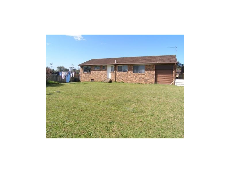 29 West Street, Greenwell Point NSW 2540