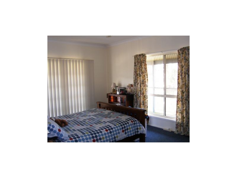 6 Hume Street, Greenwell Point NSW 2540
