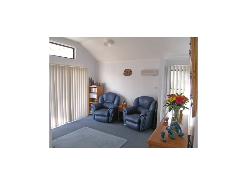 48 Greens Road, Greenwell Point NSW 2540