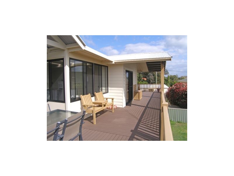 48 Greens Road, Greenwell Point NSW 2540