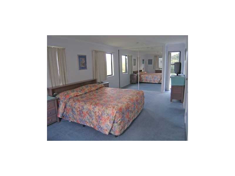 48 Greens Road, Greenwell Point NSW 2540