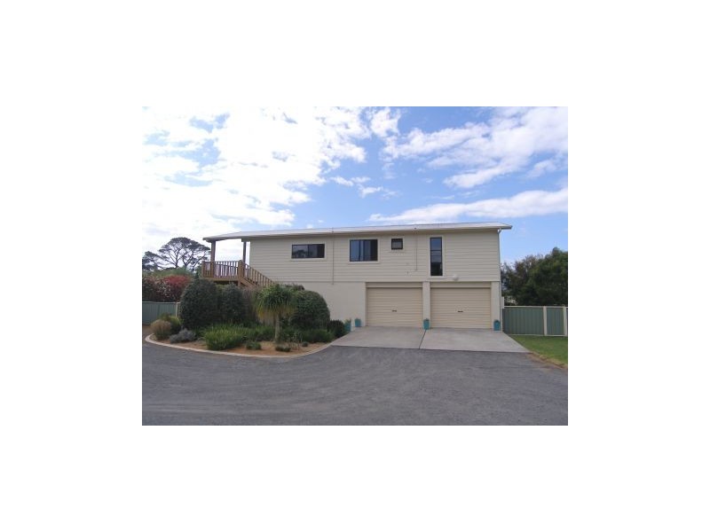 48 Greens Road, Greenwell Point NSW 2540