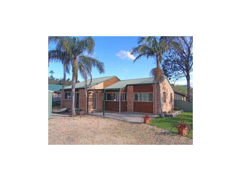 103 Greenbank Grove, Culburra Beach NSW 2540