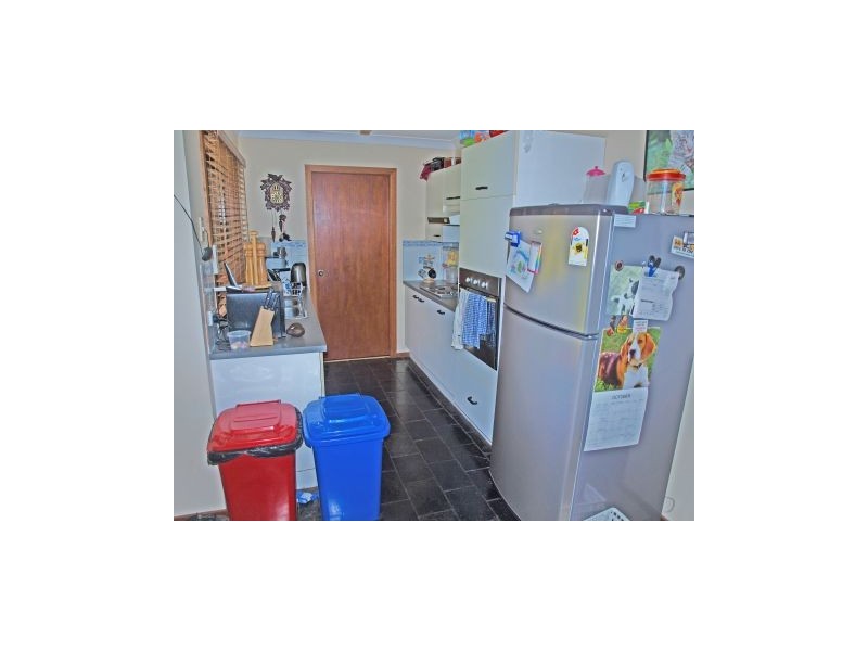 14 Beyeri Avenue, West Nowra NSW 2541