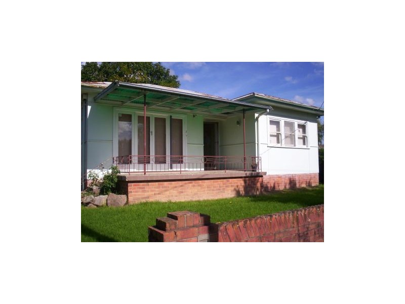 2 Ernest Street, Nowra NSW 2541