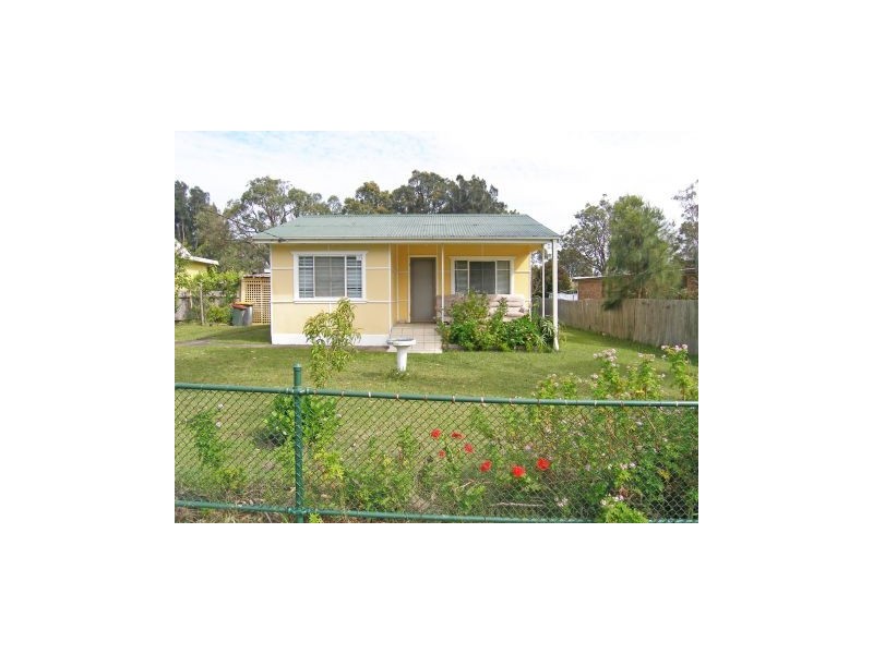 137 Prince Edward Avenue, Culburra Beach NSW 2540