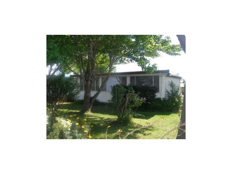 72 Greens Road, Greenwell Point NSW 2540