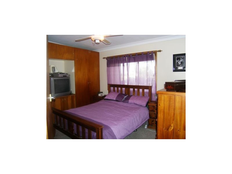 72 Greens Road, Greenwell Point NSW 2540