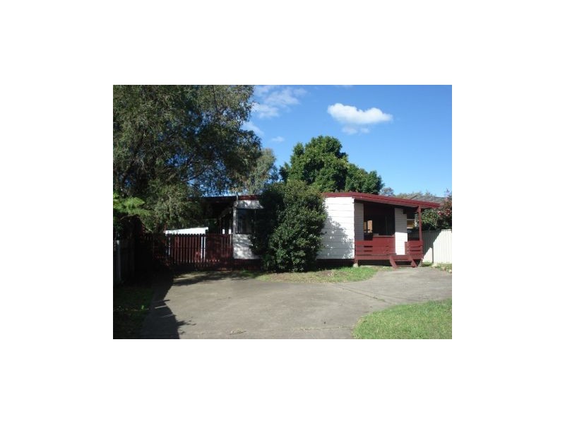230 Kinghorne Street, Nowra NSW 2541