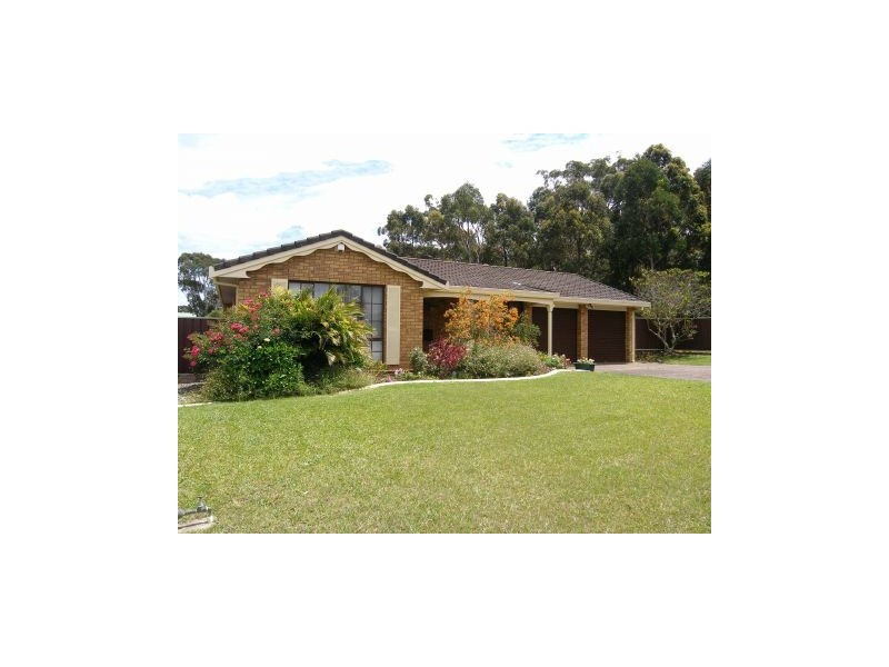 15 Gowlland Crescent, Callala Bay NSW 2540
