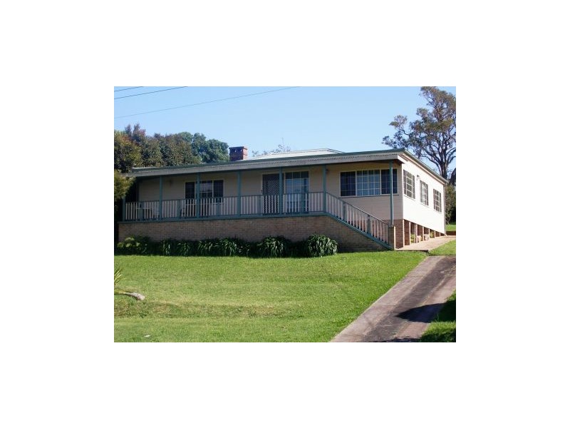 17 South Street, Greenwell Point NSW 2540