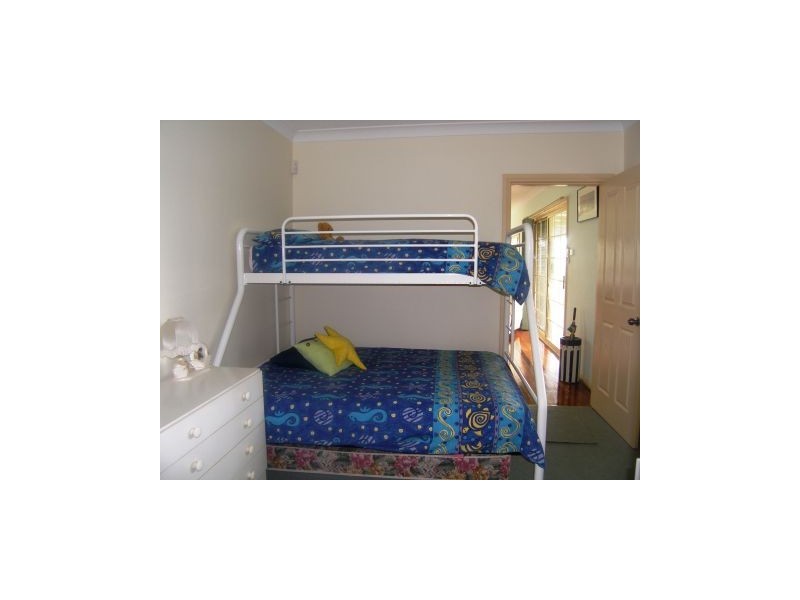 17 South Street, Greenwell Point NSW 2540