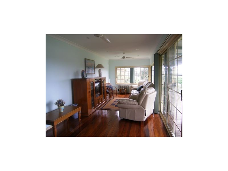17 South Street, Greenwell Point NSW 2540