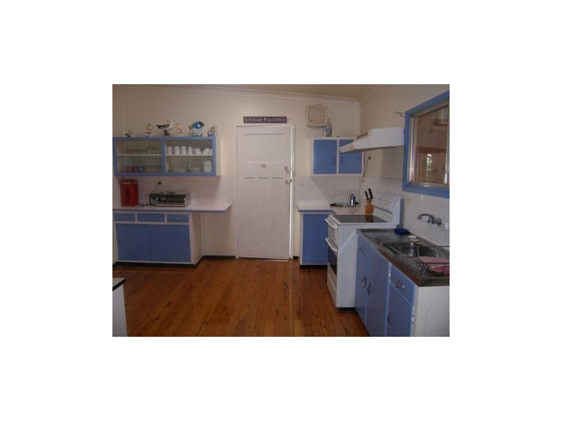 29 Crookhaven Drive, Greenwell Point NSW 2540
