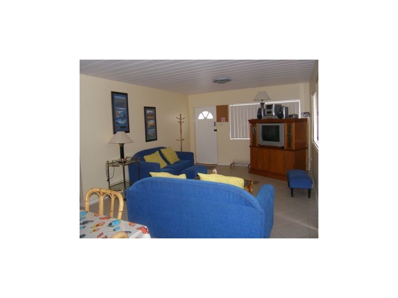 98 Adelaide Street, Greenwell Point NSW 2540
