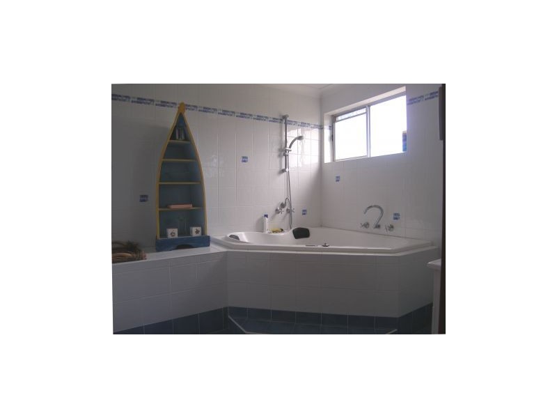 98 Adelaide Street, Greenwell Point NSW 2540