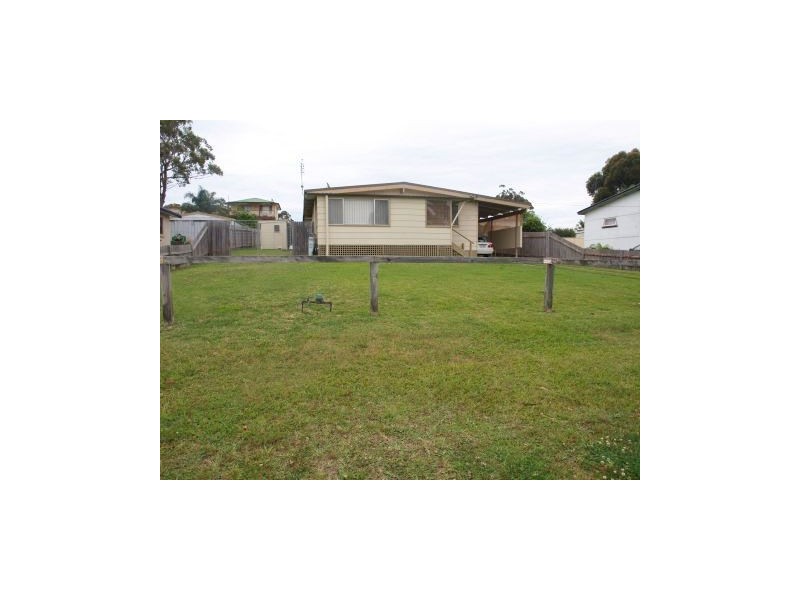 57 River Road, Sussex Inlet NSW 2540