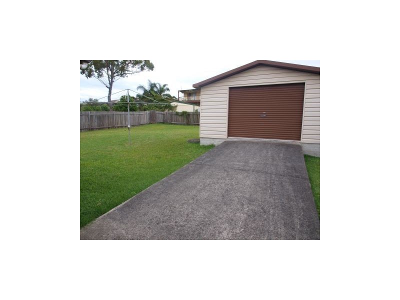 57 River Road, Sussex Inlet NSW 2540