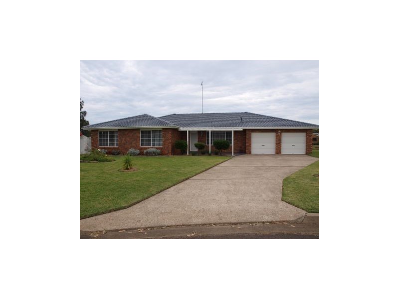 13 Teal Place, Sussex Inlet NSW 2540