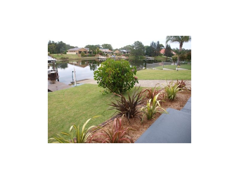 13 Teal Place, Sussex Inlet NSW 2540