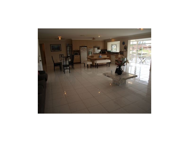13 Teal Place, Sussex Inlet NSW 2540