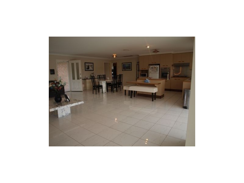 13 Teal Place, Sussex Inlet NSW 2540