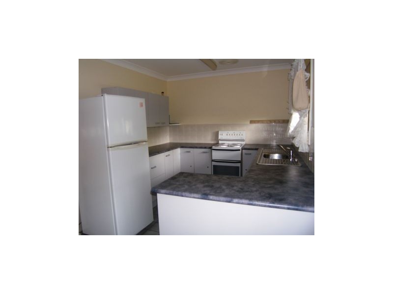 10 Leonore Avenue, Greenwell Point NSW 2540