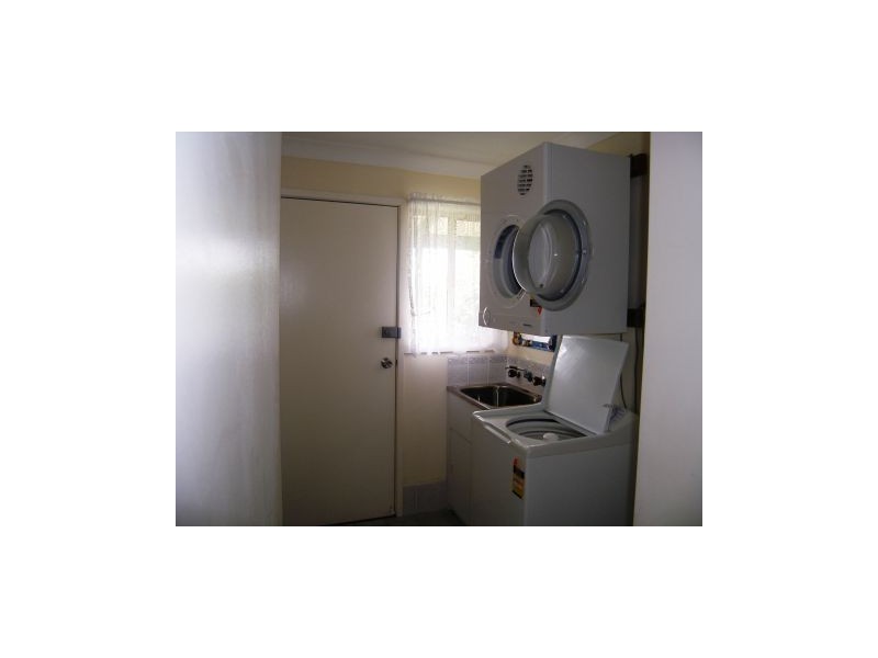 10 Leonore Avenue, Greenwell Point NSW 2540