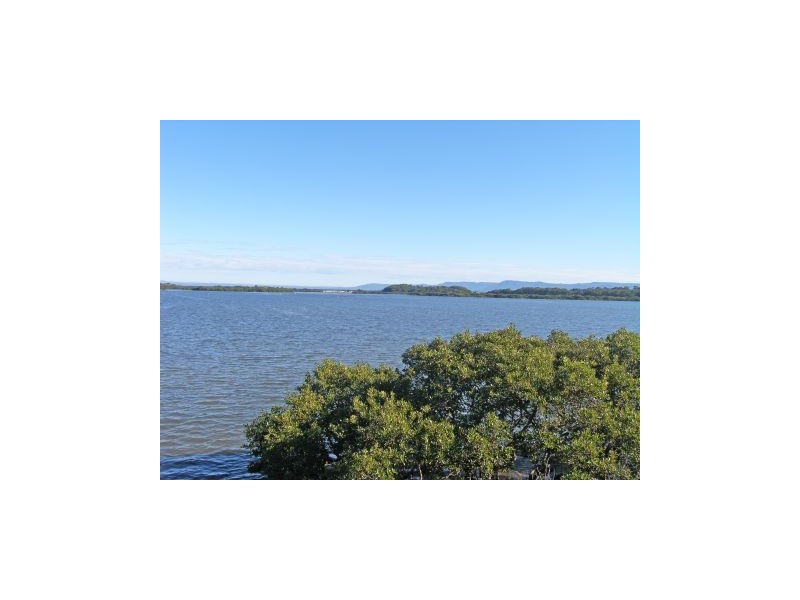 109 Prince Edward Ave, Culburra Beach NSW 2540