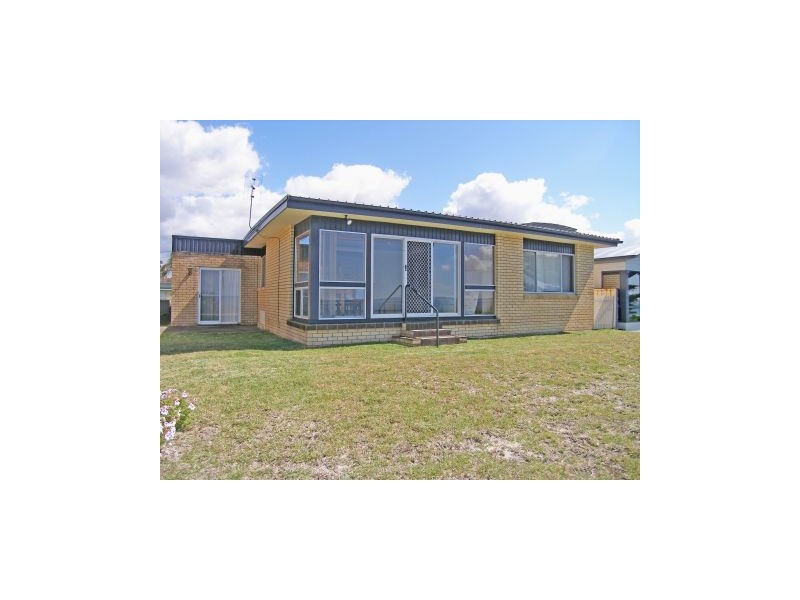 73 QUAY ROAD, Callala Beach NSW 2540