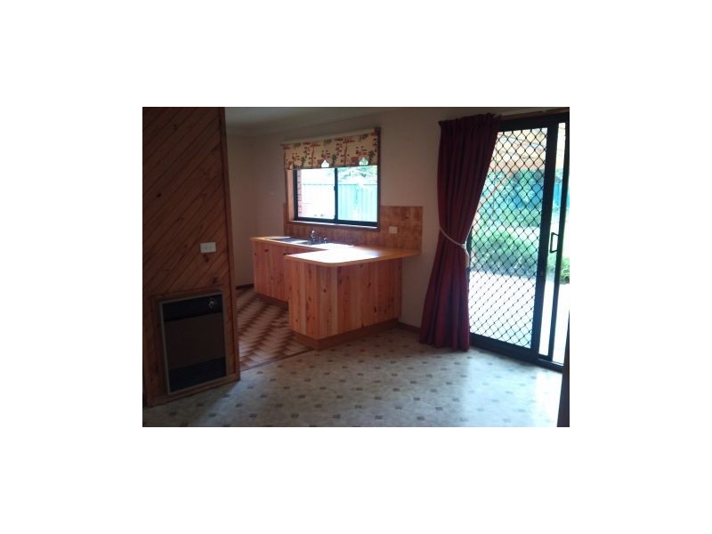 13 CHATSWORTH AVENUE, North Nowra NSW 2541