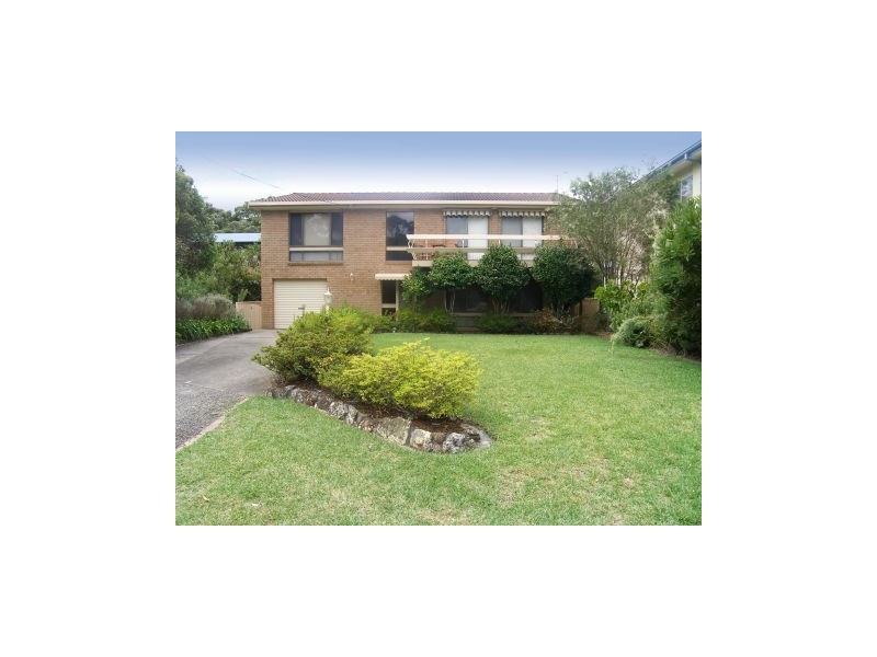 4 SIR HENRY, Callala Beach NSW 2540